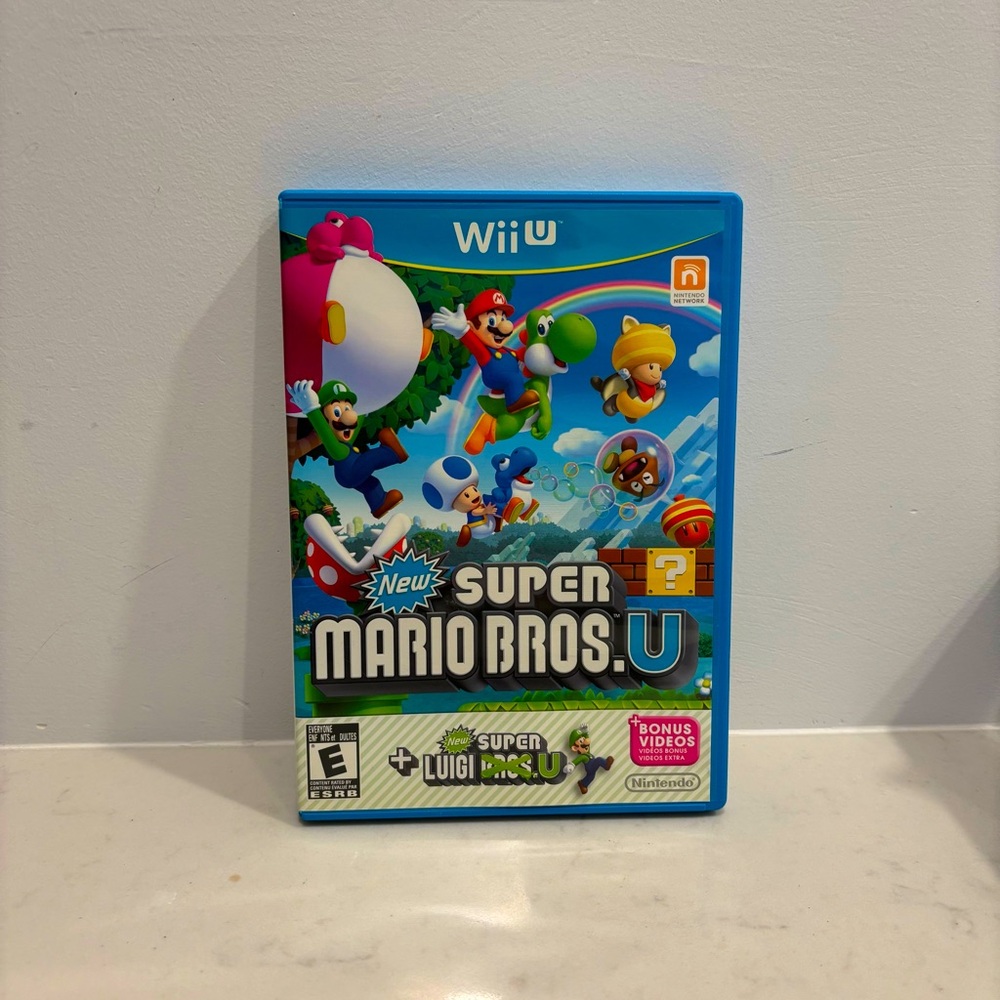 Nintendo Wii U Super Mario Bros U plus Super Luigi